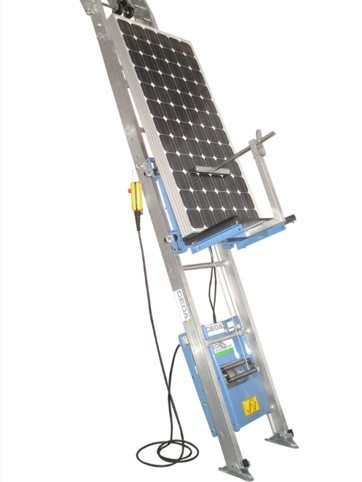 GEDA SolarLift – Elevador de materiales a cubierta